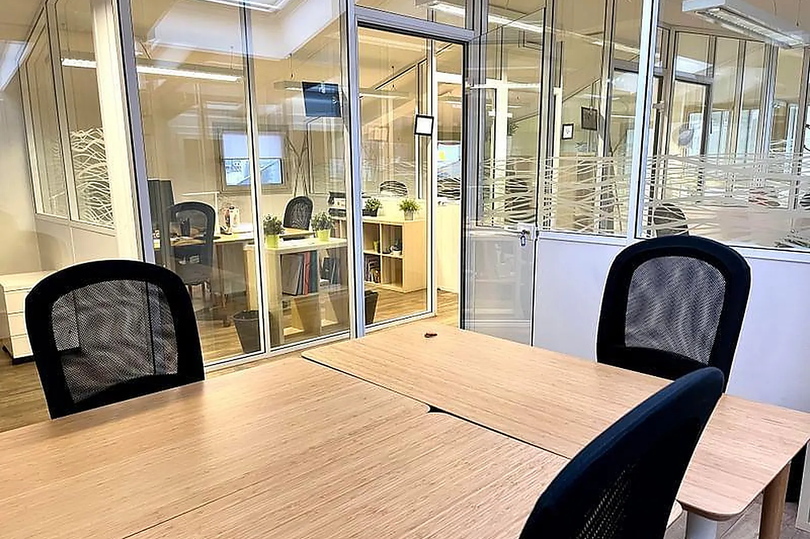 Lieux événementiels, TOGETHER WORKIN CARDINET