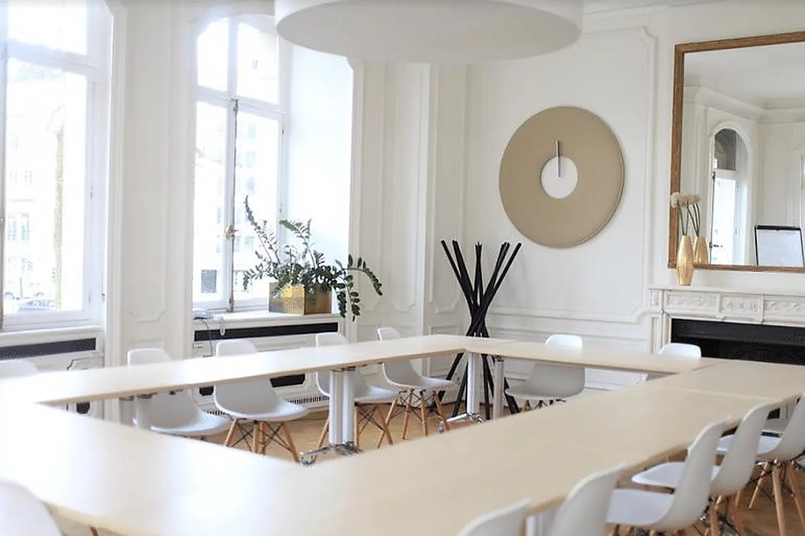 Lieux événementiels, TOPOS LOUISE