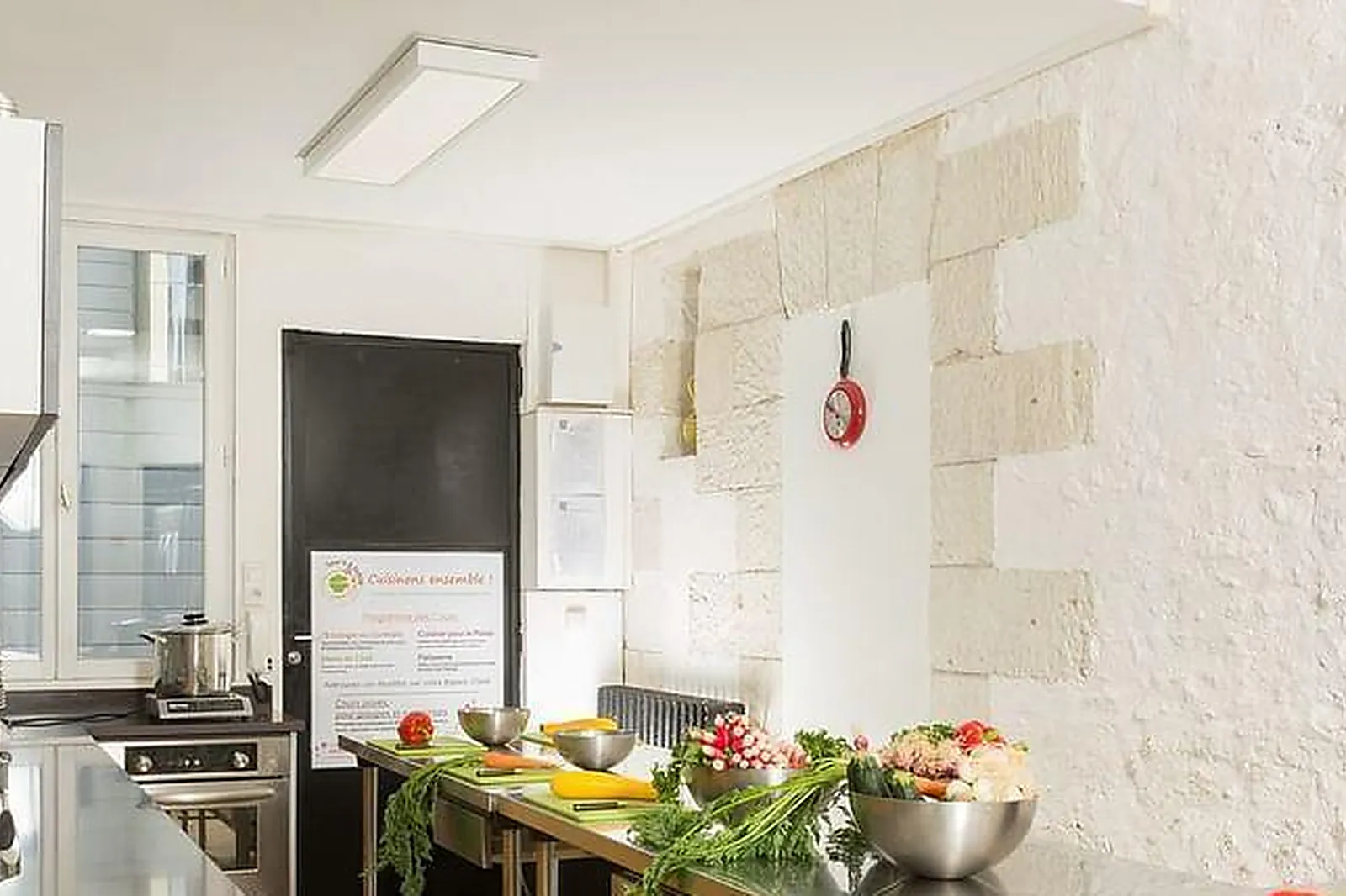 Lieux événementiels, TOURS À TABLE