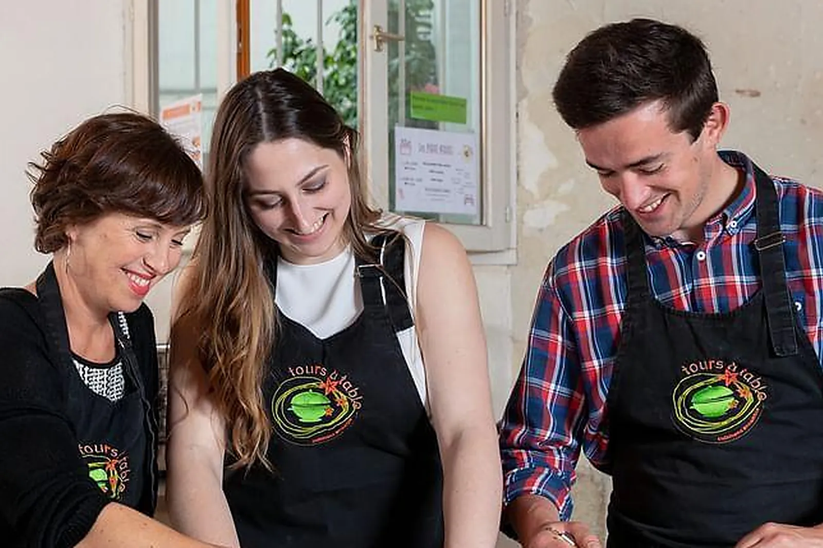 Lieux événementiels, TOURS À TABLE