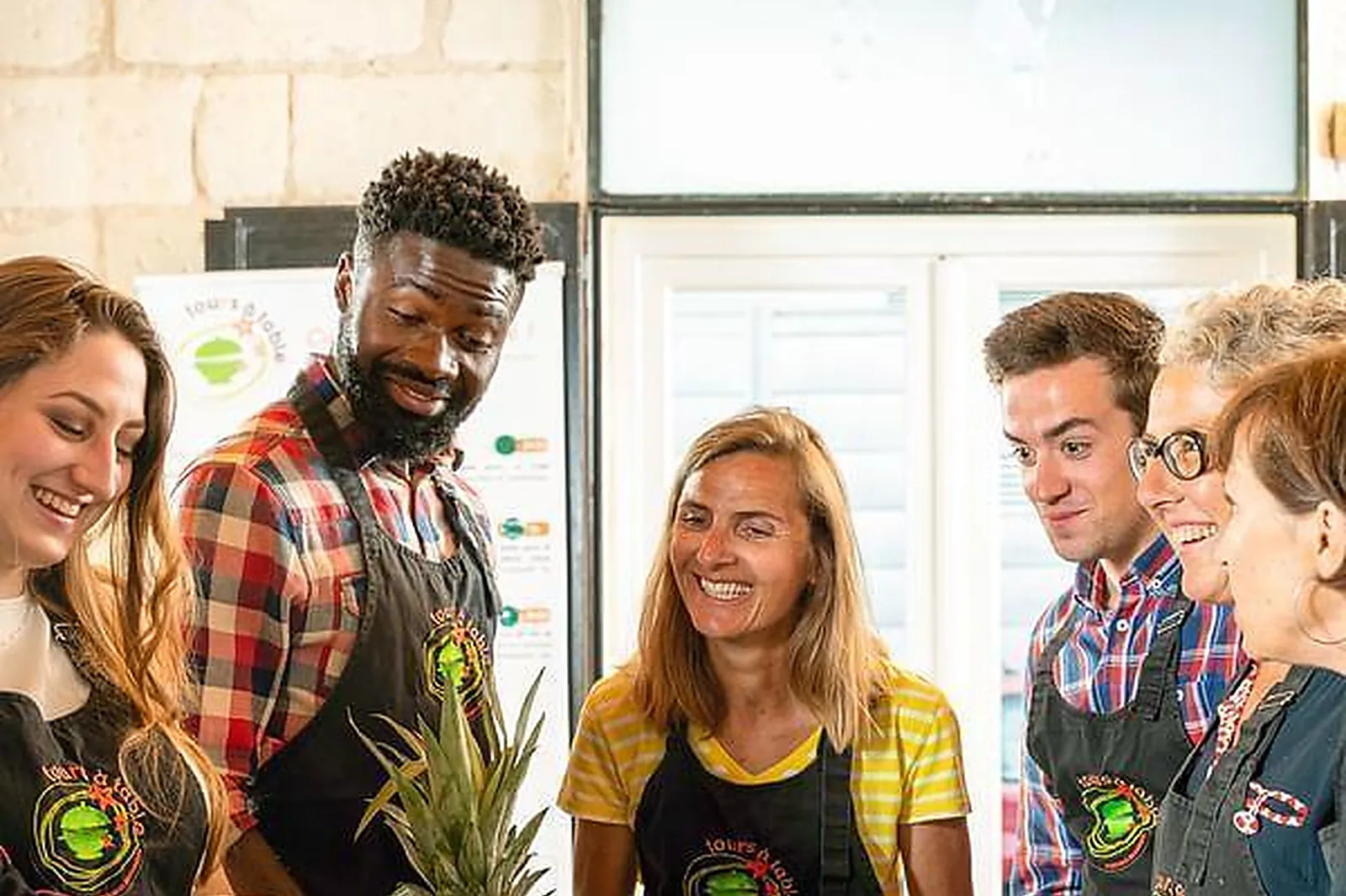 Lieux événementiels, TOURS À TABLE