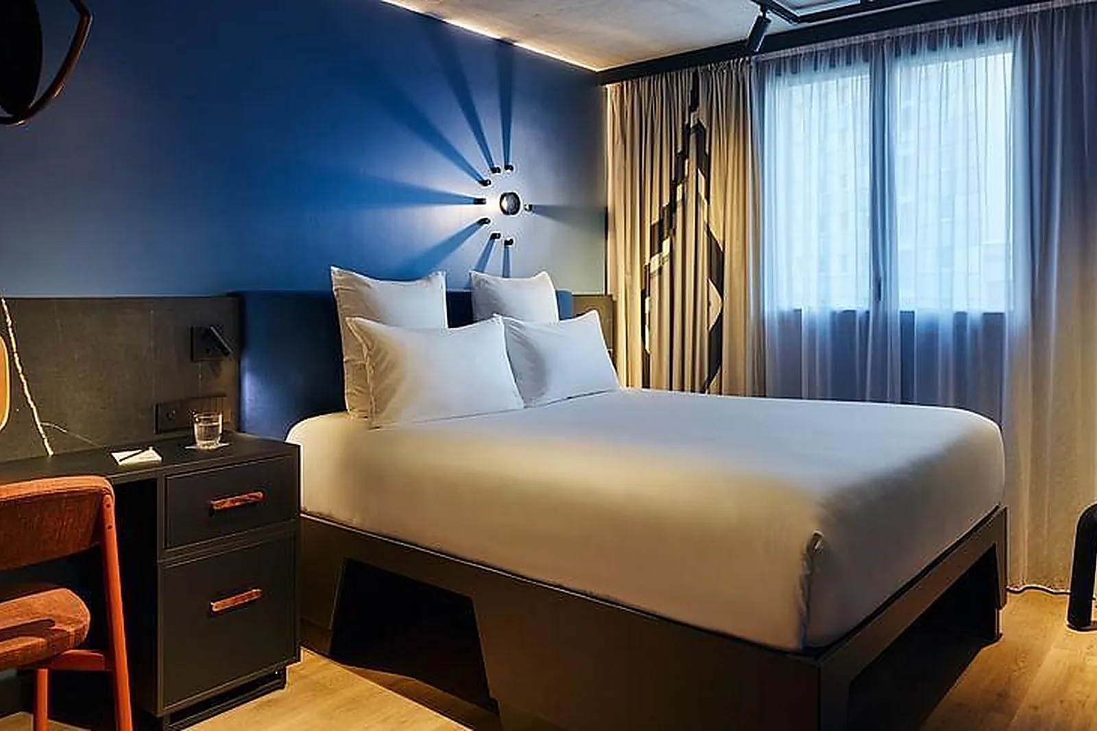 Lieux événementiels, TRIBE PARIS SAINT OUEN ****