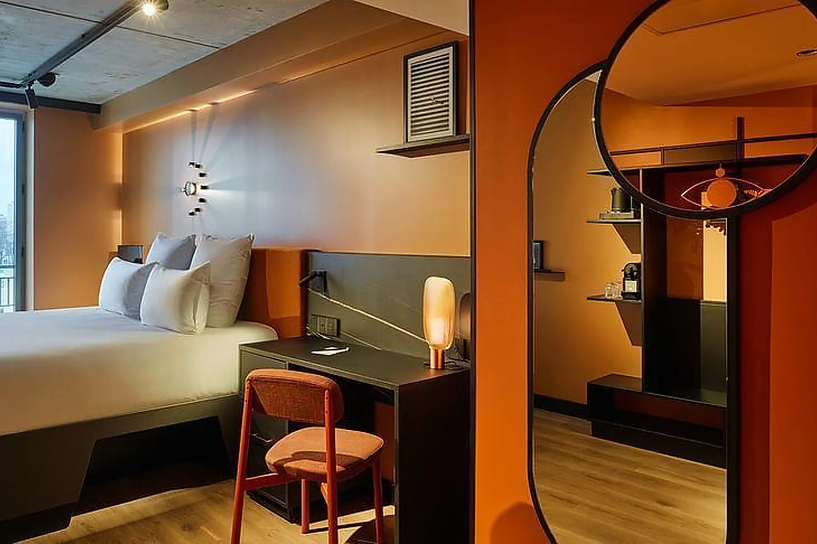 Lieux événementiels, TRIBE PARIS SAINT OUEN ****