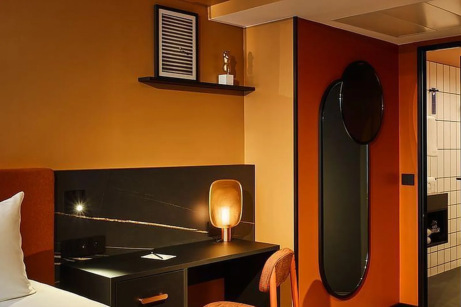 Lieux événementiels, TRIBE PARIS SAINT OUEN ****