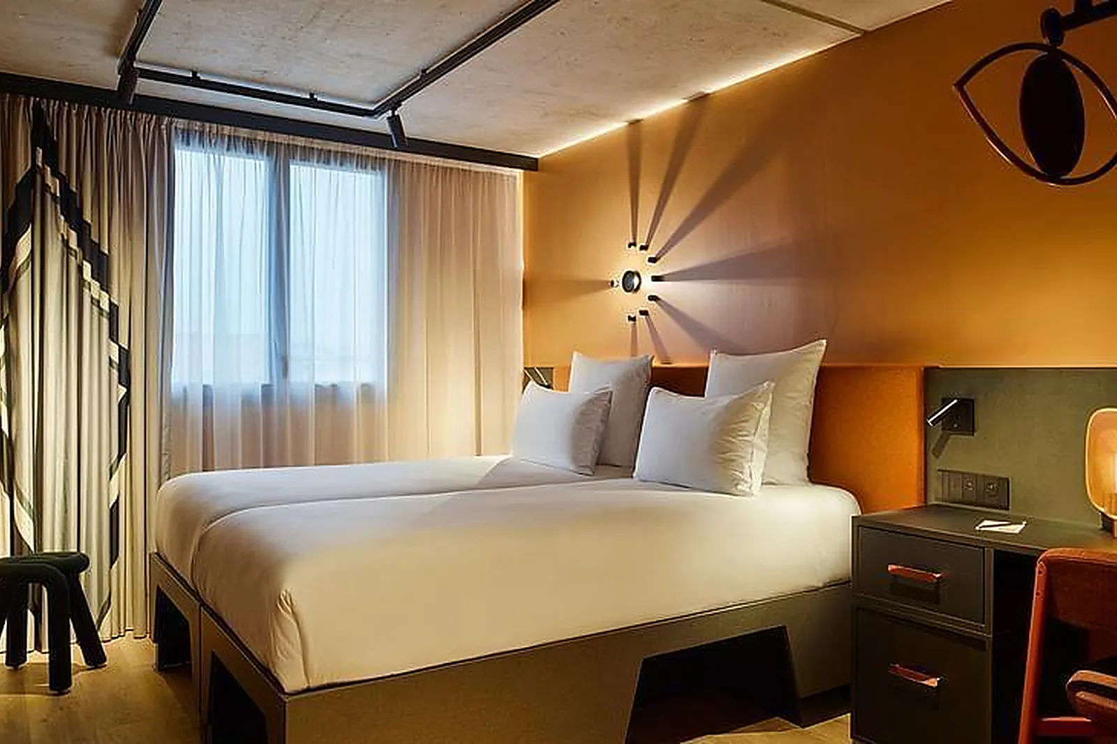 Lieux événementiels, TRIBE PARIS SAINT OUEN ****