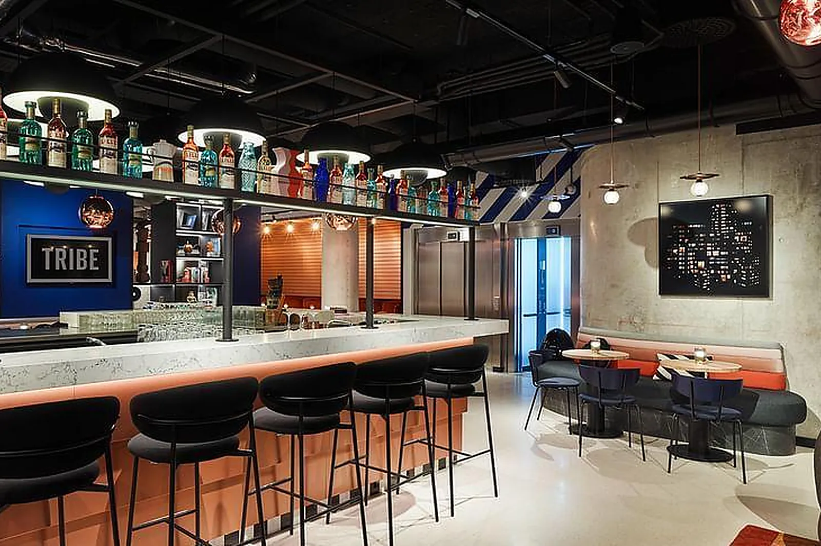 Lieux événementiels, TRIBE PARIS SAINT OUEN ****