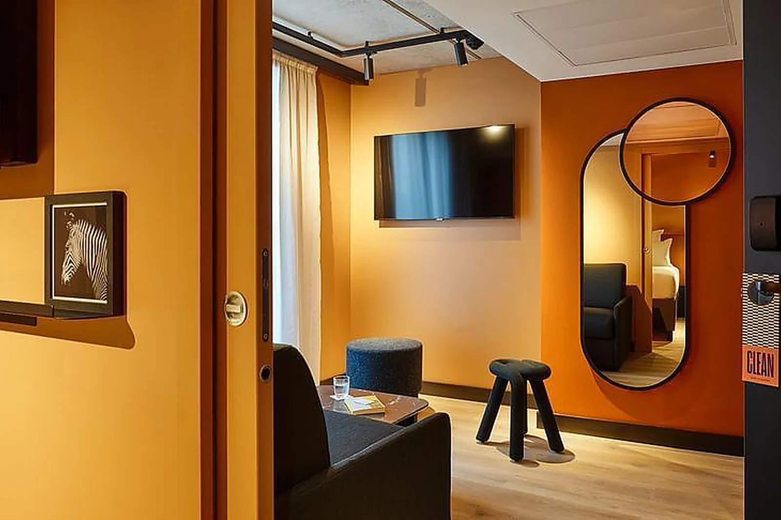 Lieux événementiels, TRIBE PARIS SAINT OUEN ****