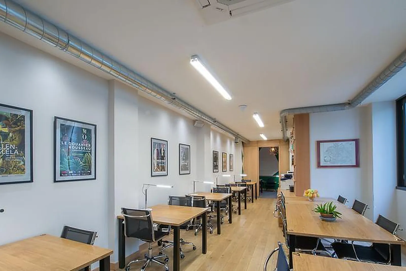 Lieux événementiels, TWO EAT WORK CAFÉ