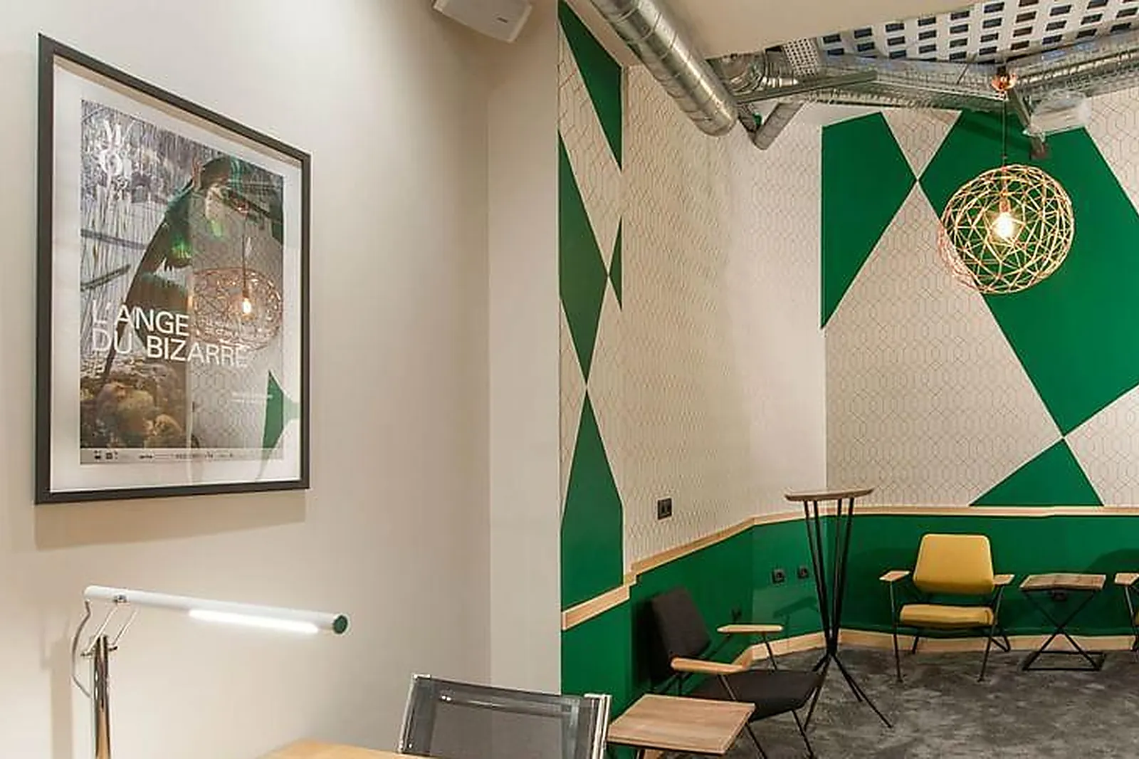 Lieux événementiels, TWO EAT WORK CAFÉ