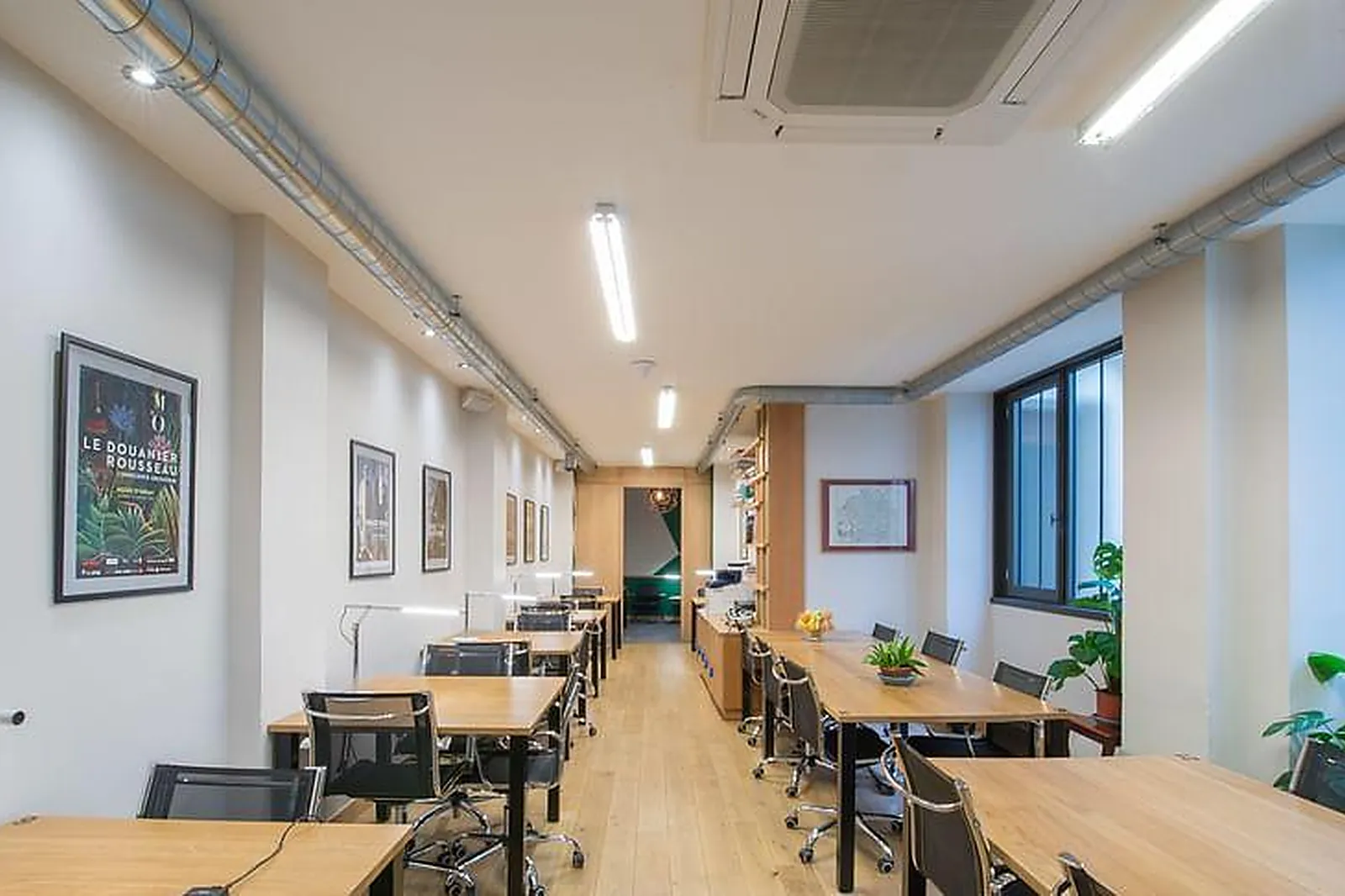 Lieux événementiels, TWO EAT WORK CAFÉ