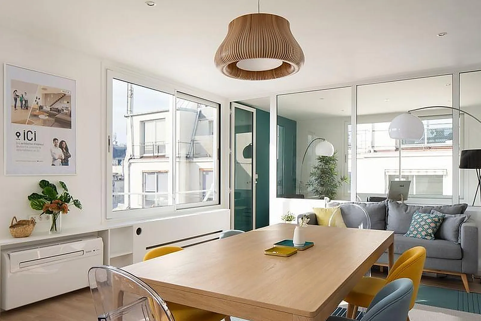 Lieux événementiels, UNE MAISON BLEUE SAINT-LAZARE