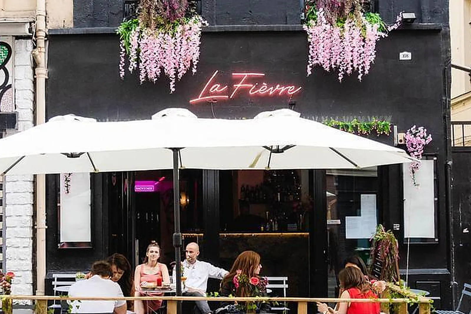 Lieux événementiels, UNE MAISON DANS PARIS