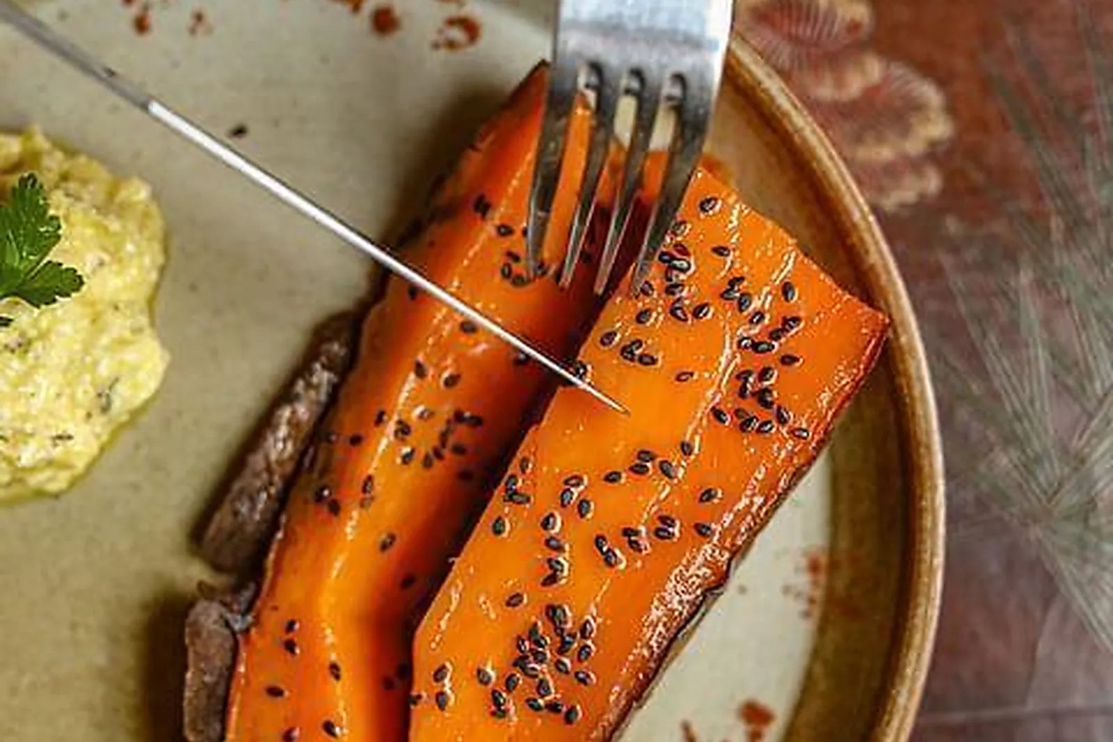 Lieux événementiels, UNE MAISON DANS PARIS