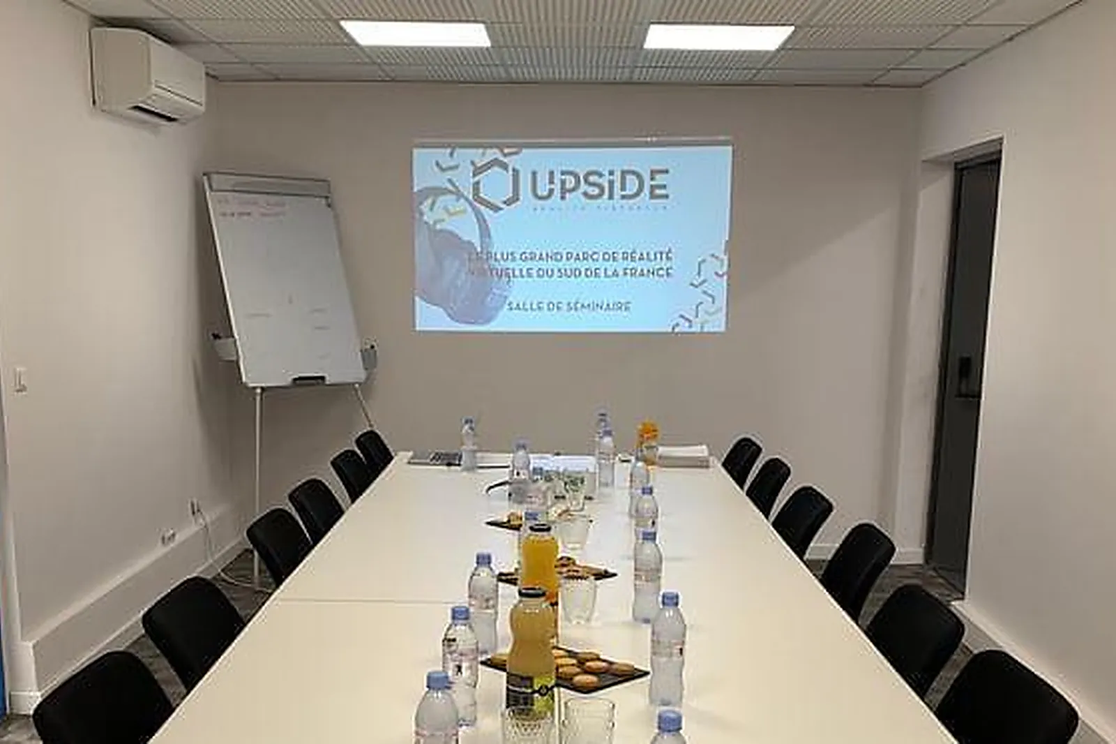 Lieux événementiels, UPSIDE