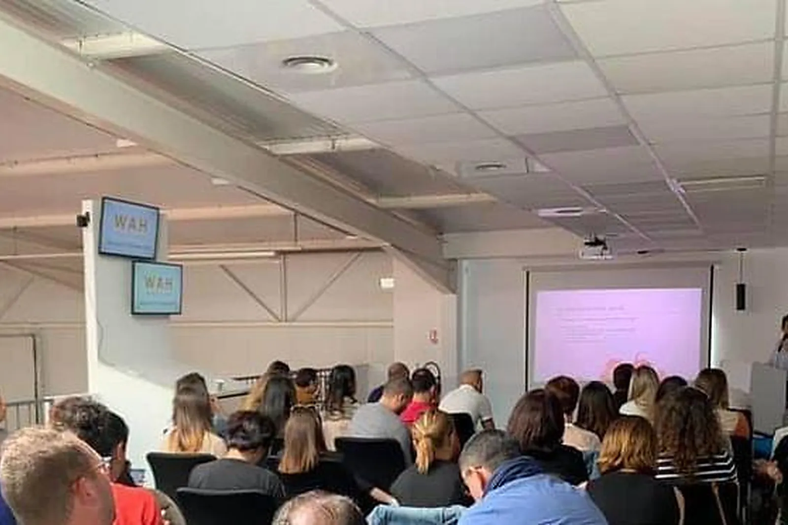 Lieux événementiels, UPSIDE