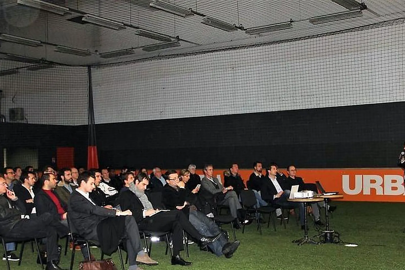 Lieux événementiels, URBAN SOCCER - LA DÉFENSE