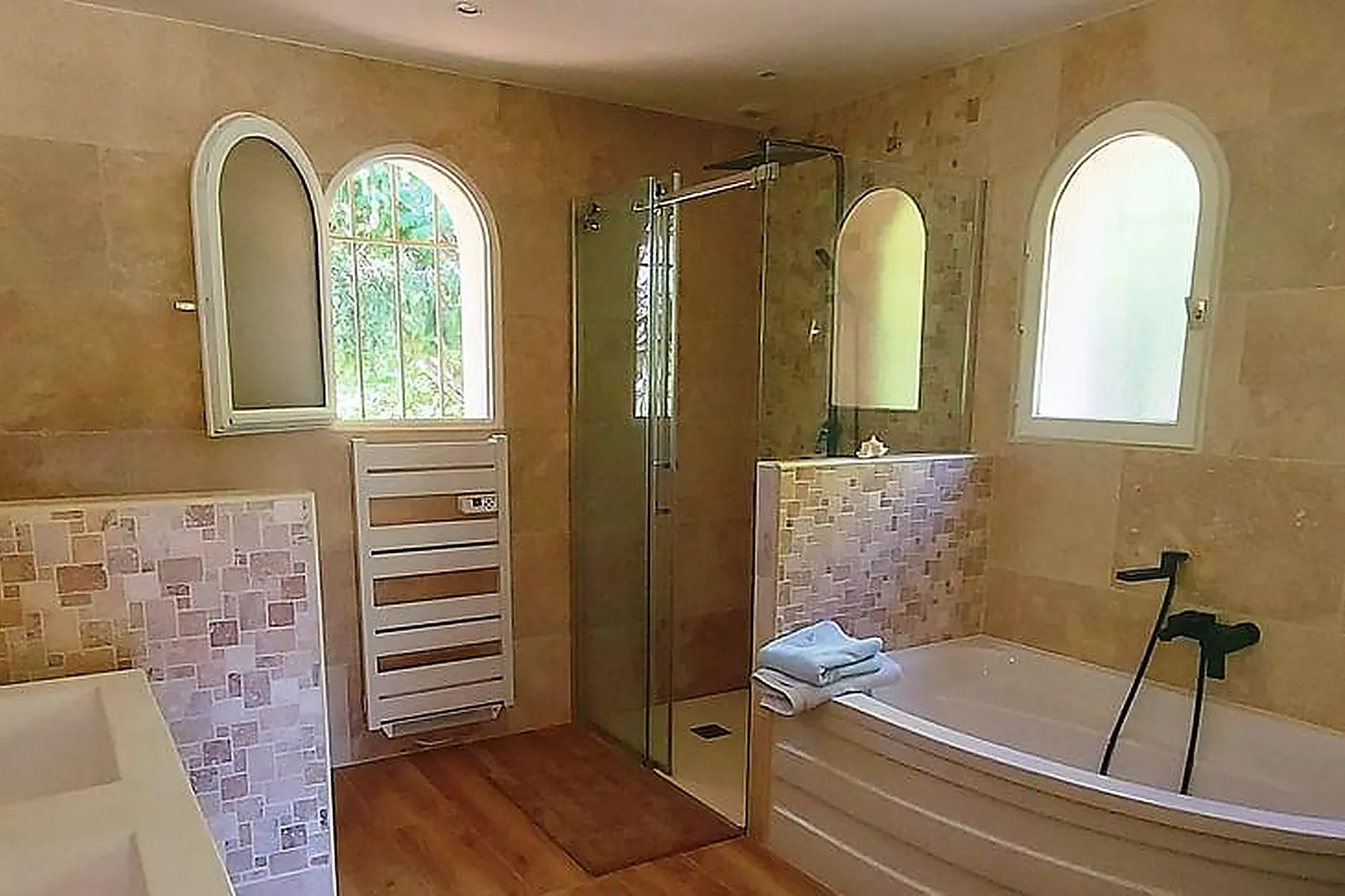 Lieux événementiels, VILLA H