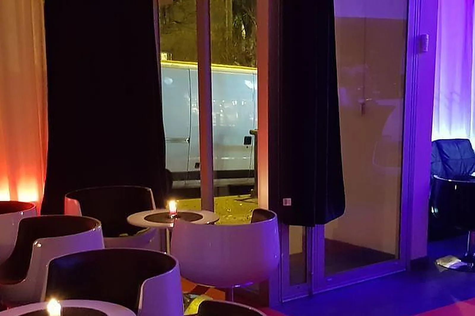 Lieux événementiels, VIP LOUNGE DD