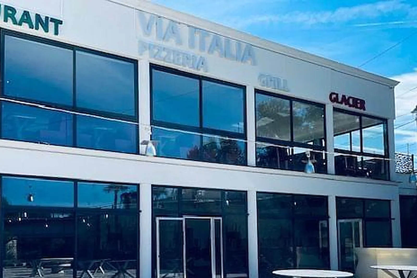 Lieux événementiels, VIA ITALIA