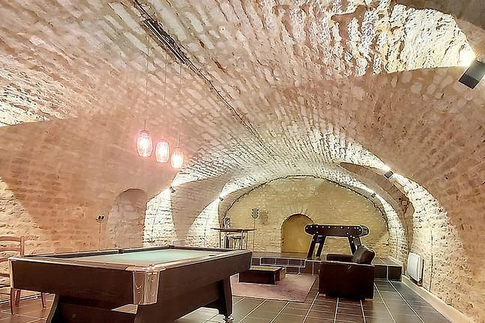 Lieux événementiels, VILLA DISCOTHÈQUE