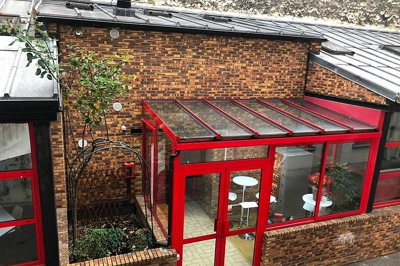 Lieux événementiels, BUREAU PROCHE GARE