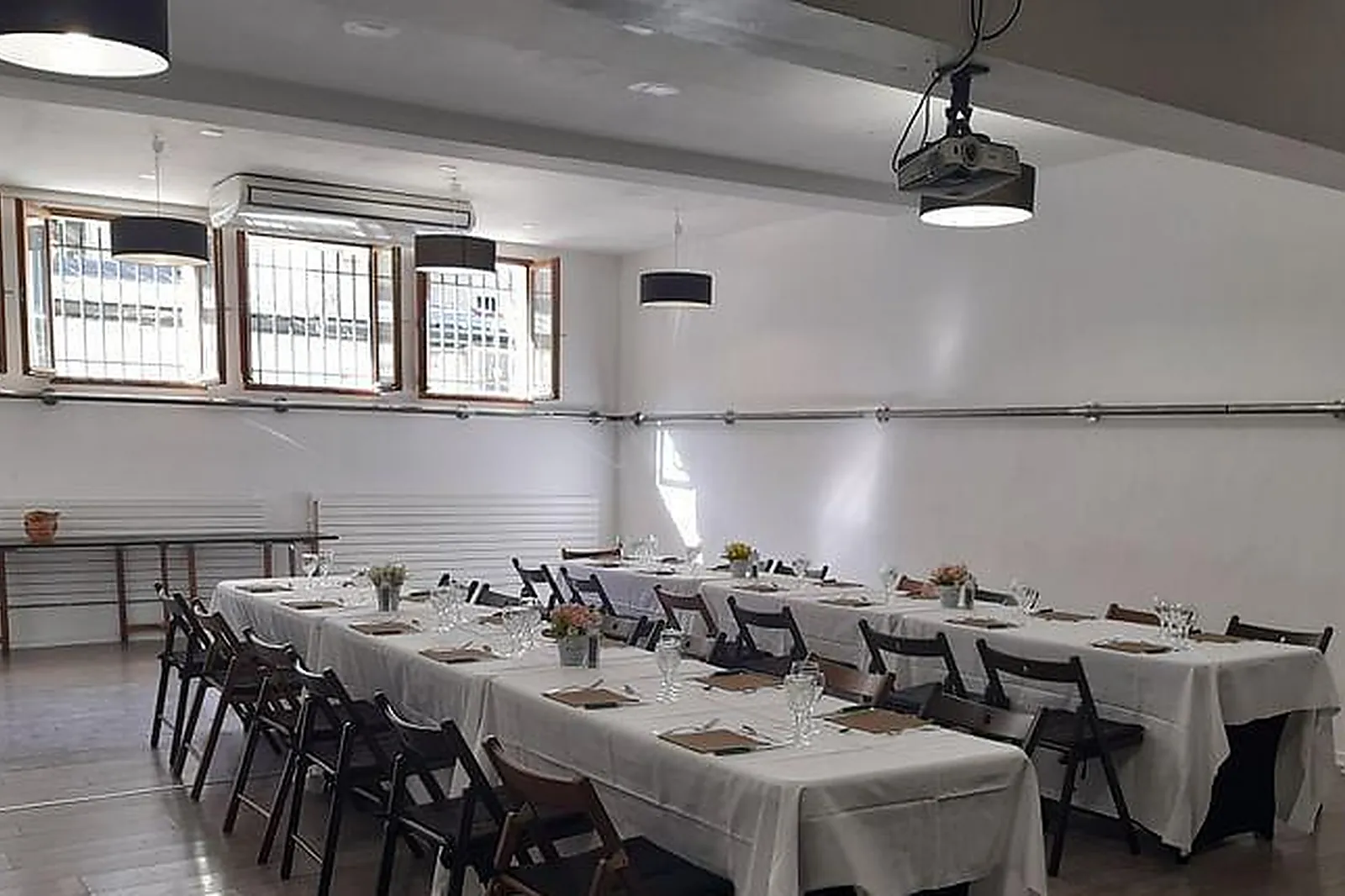 Lieux événementiels, HOTEL THE ORIGINALS LE CHÂTEAU DE LA ROQUE