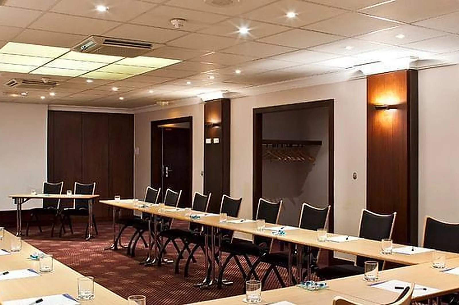 Lieux événementiels, HÔTEL CASTILLE PARIS