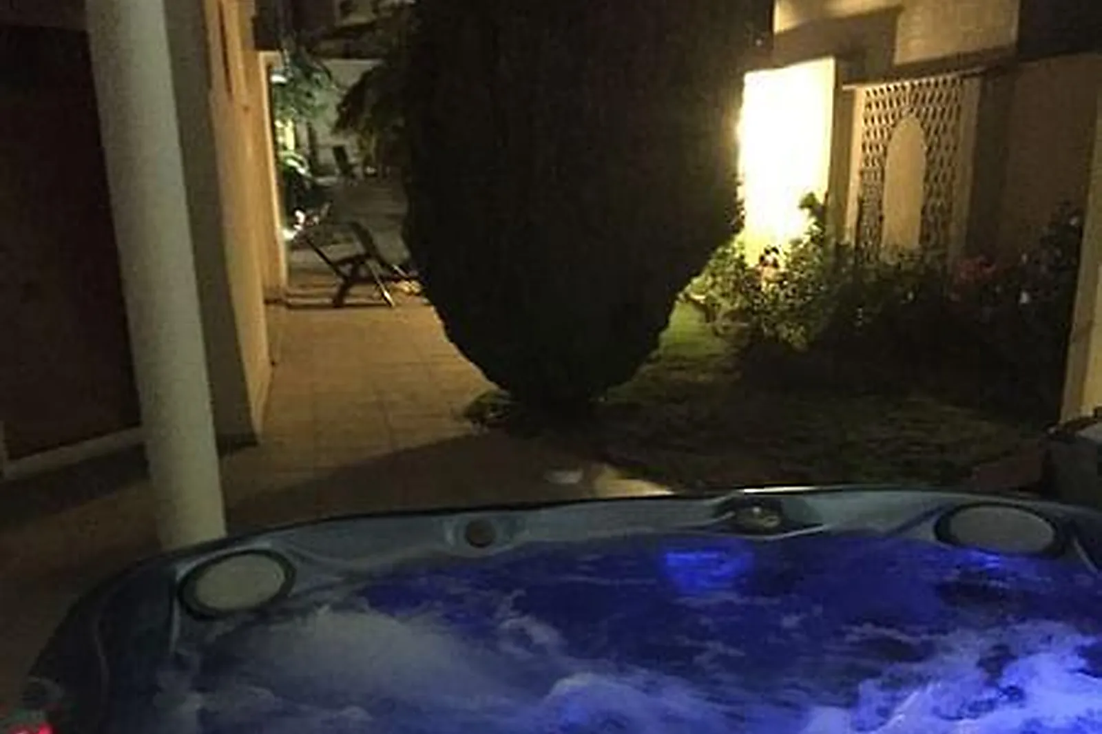 Lieux événementiels, VILLA PISCINE & JACUZZI