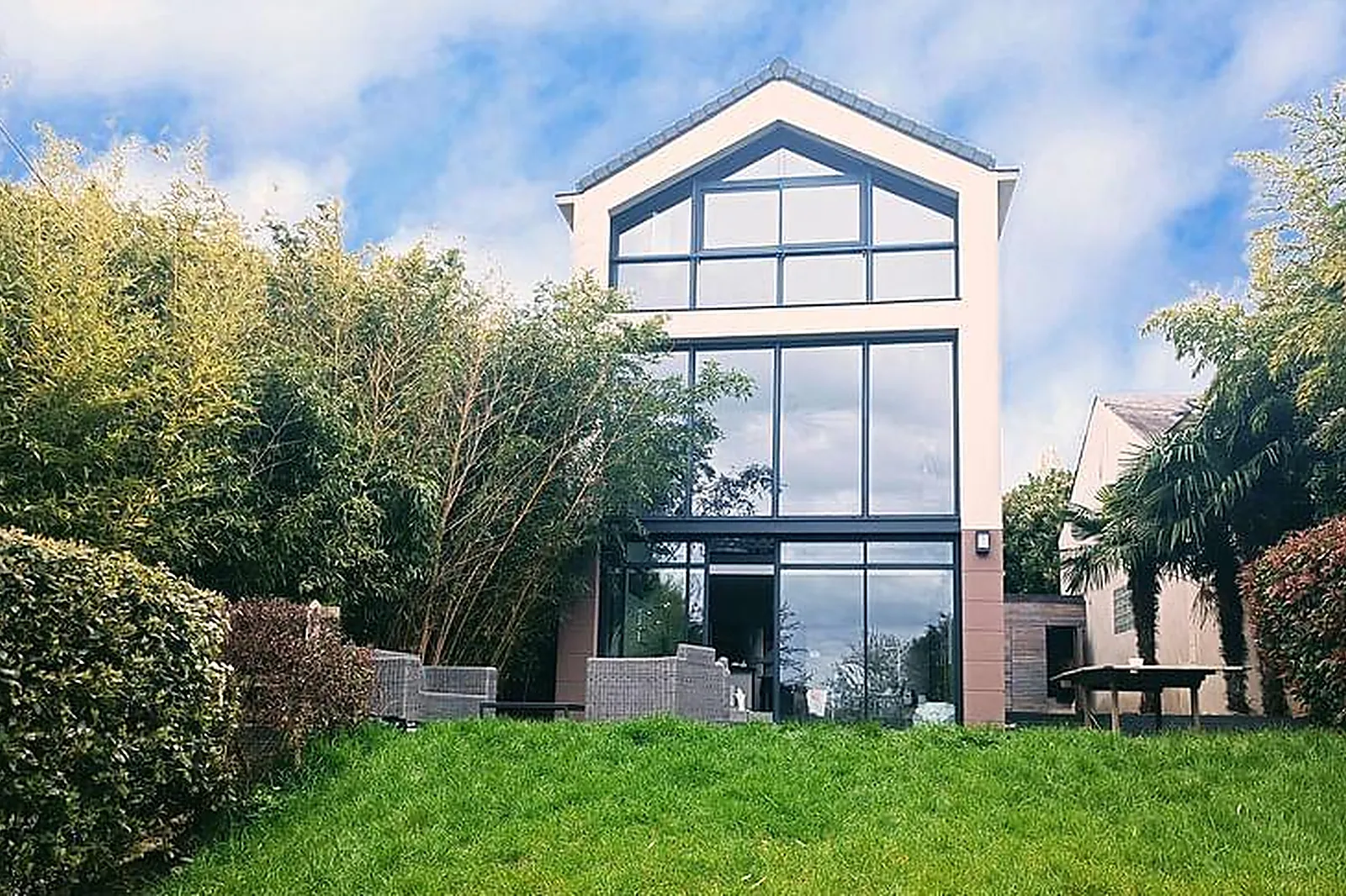 Lieux événementiels, VILLA RUEIL