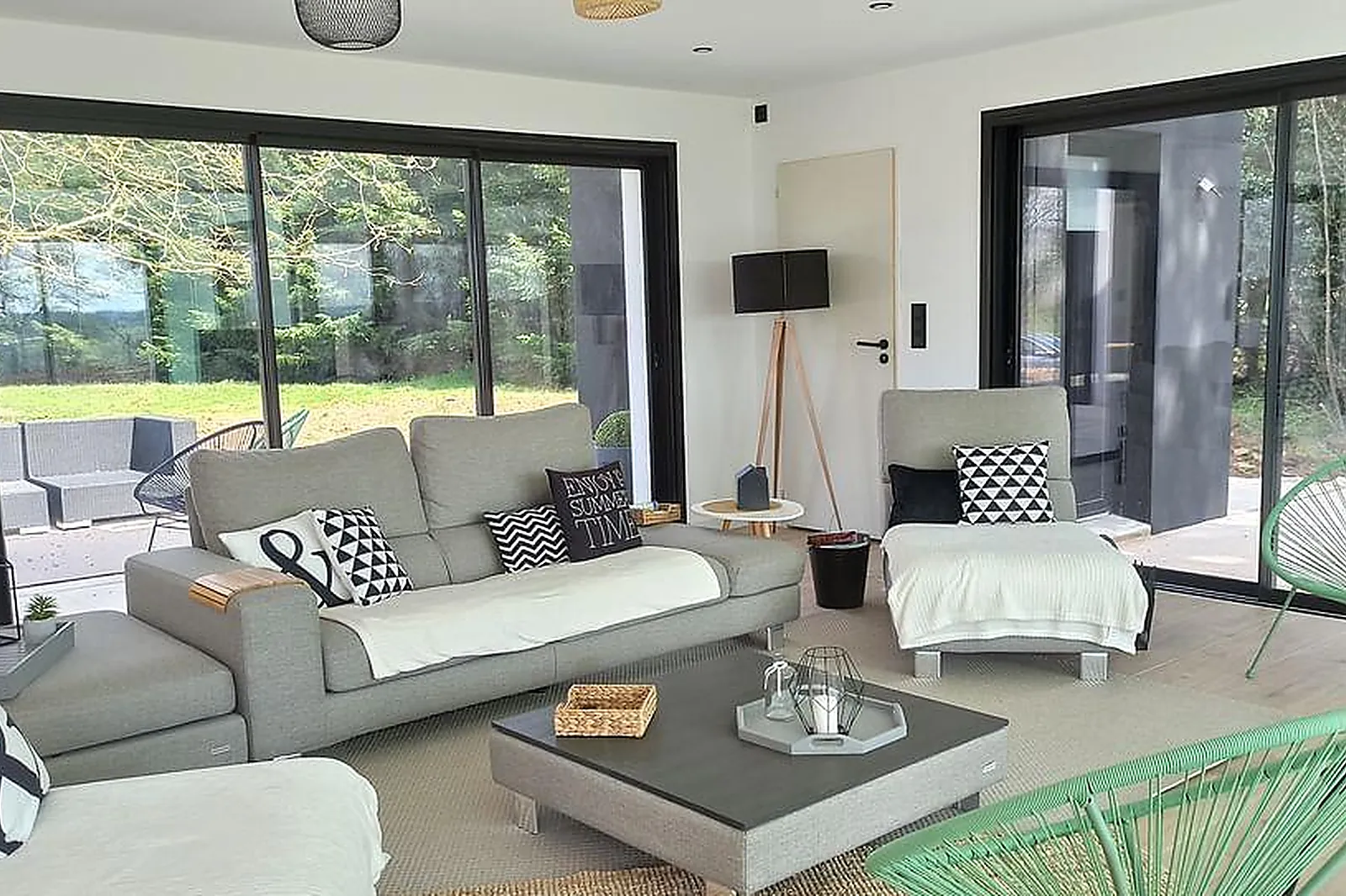 Lieux événementiels, VILLA SHORT CRAVATE