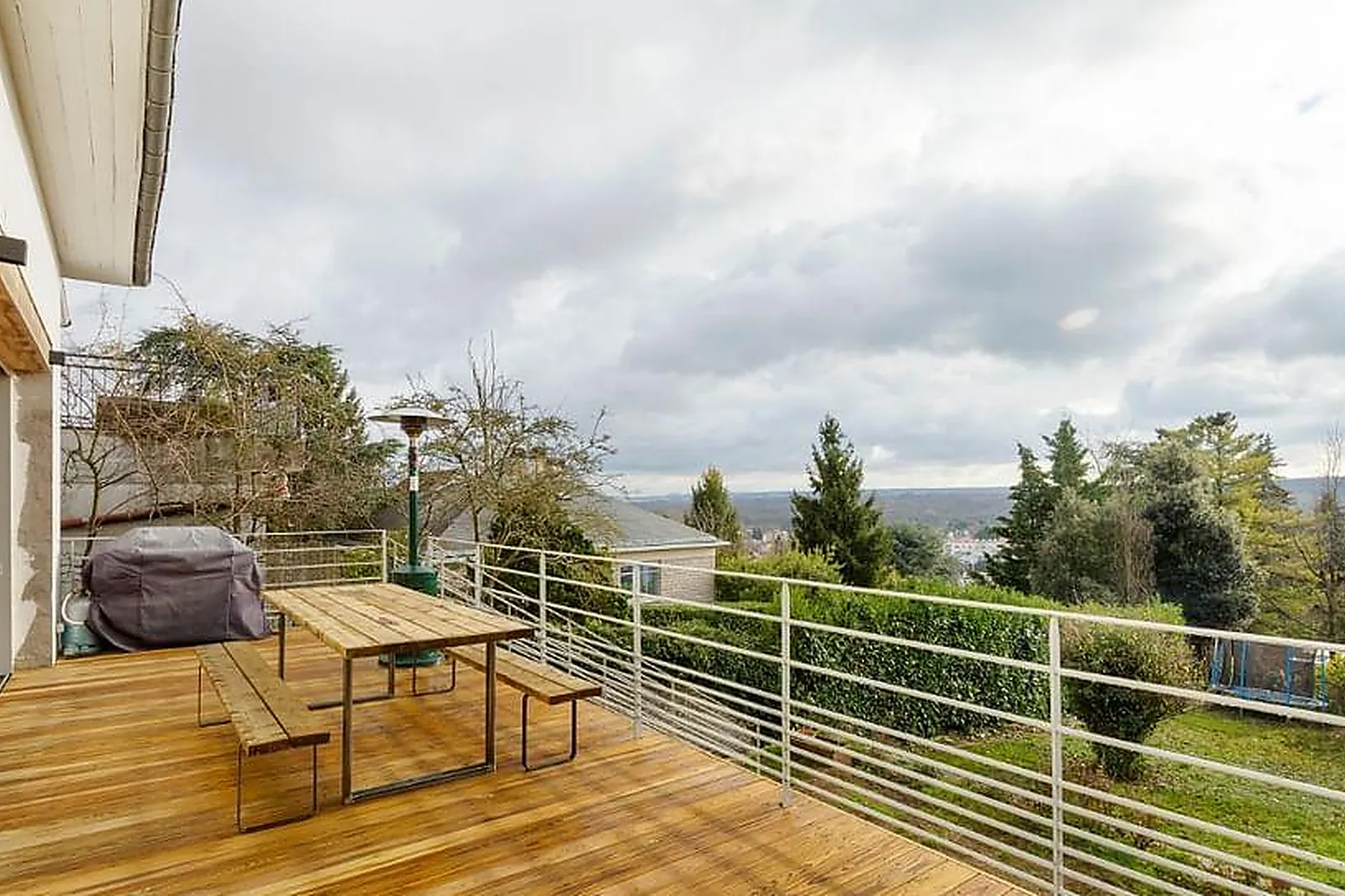 Lieux événementiels, VILLA AU VERT À GARCHES