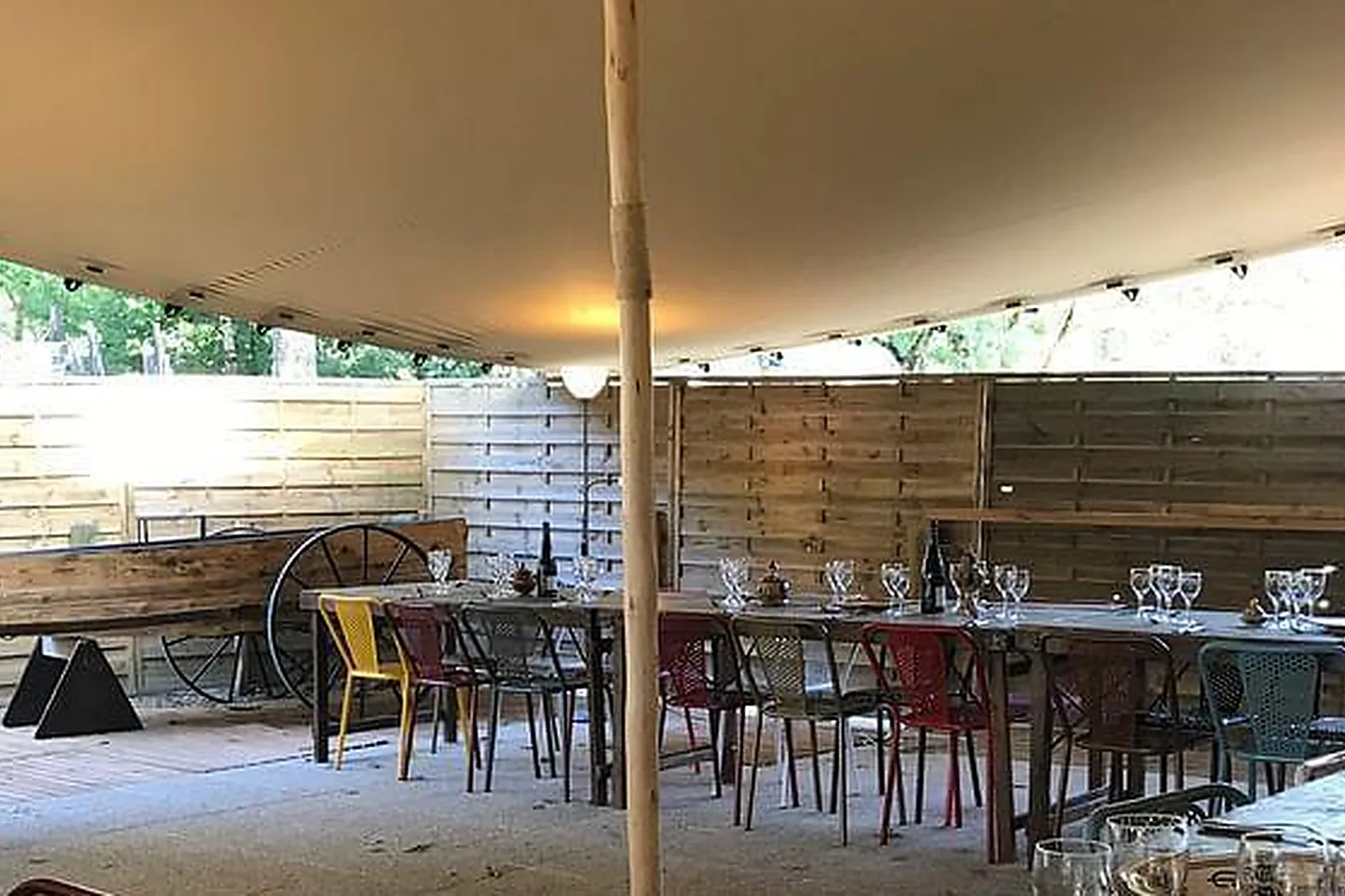 Lieux événementiels, VILLAGE LES RIVES DE GRAND LIEU