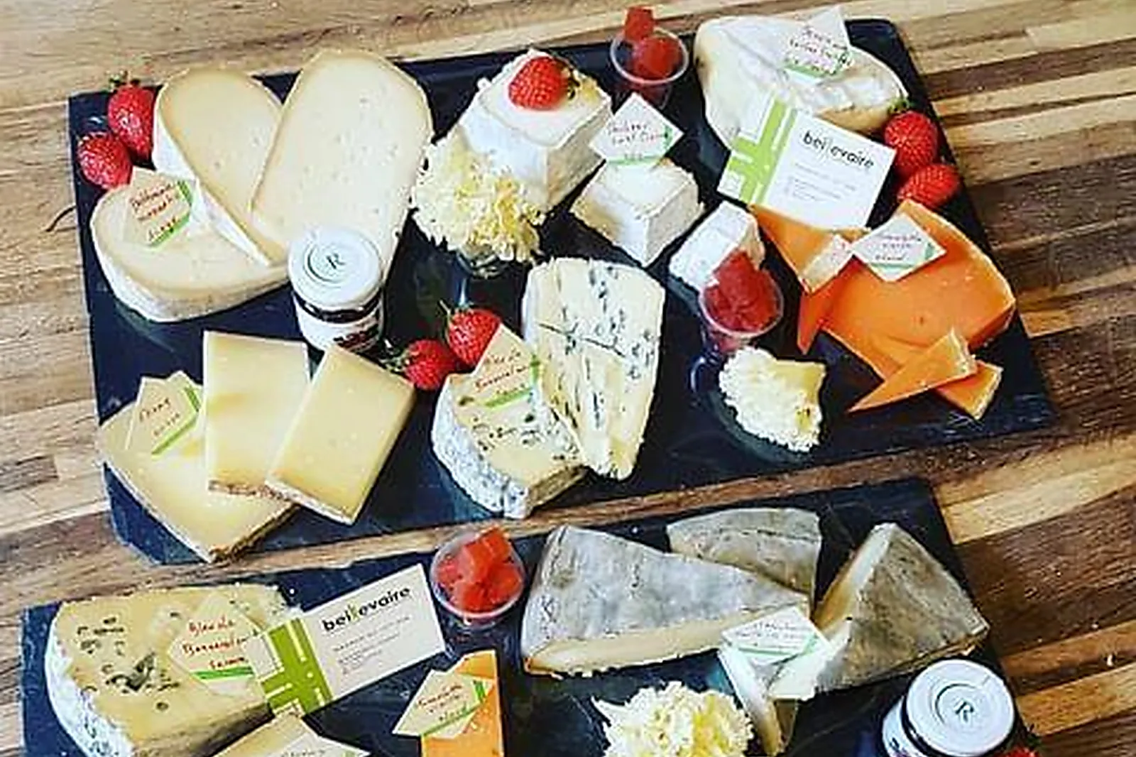 Lieux événementiels, VILLAGE LES RIVES DE GRAND LIEU