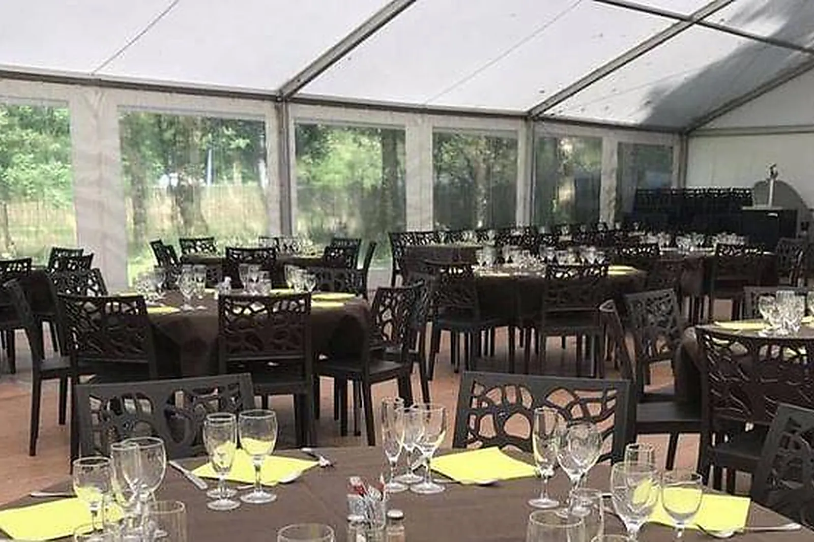 Lieux événementiels, VILLAGE LES RIVES DE GRAND LIEU