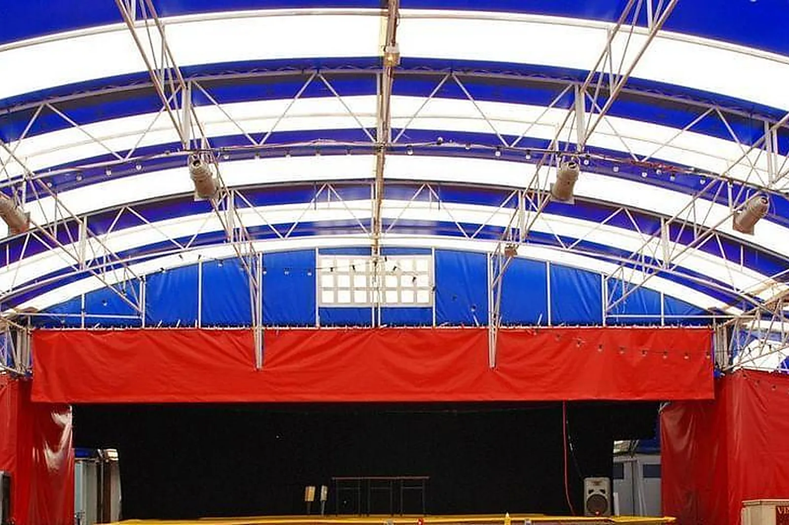 Lieux événementiels, VILLAGE DU CIRQUE MICHELETTY