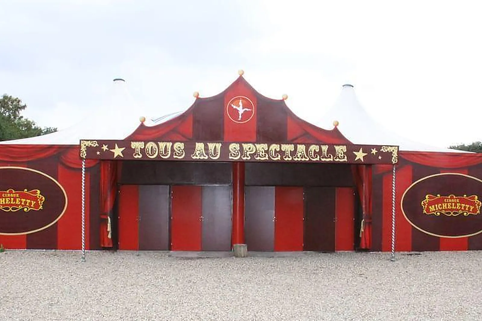 Lieux événementiels, VILLAGE DU CIRQUE MICHELETTY
