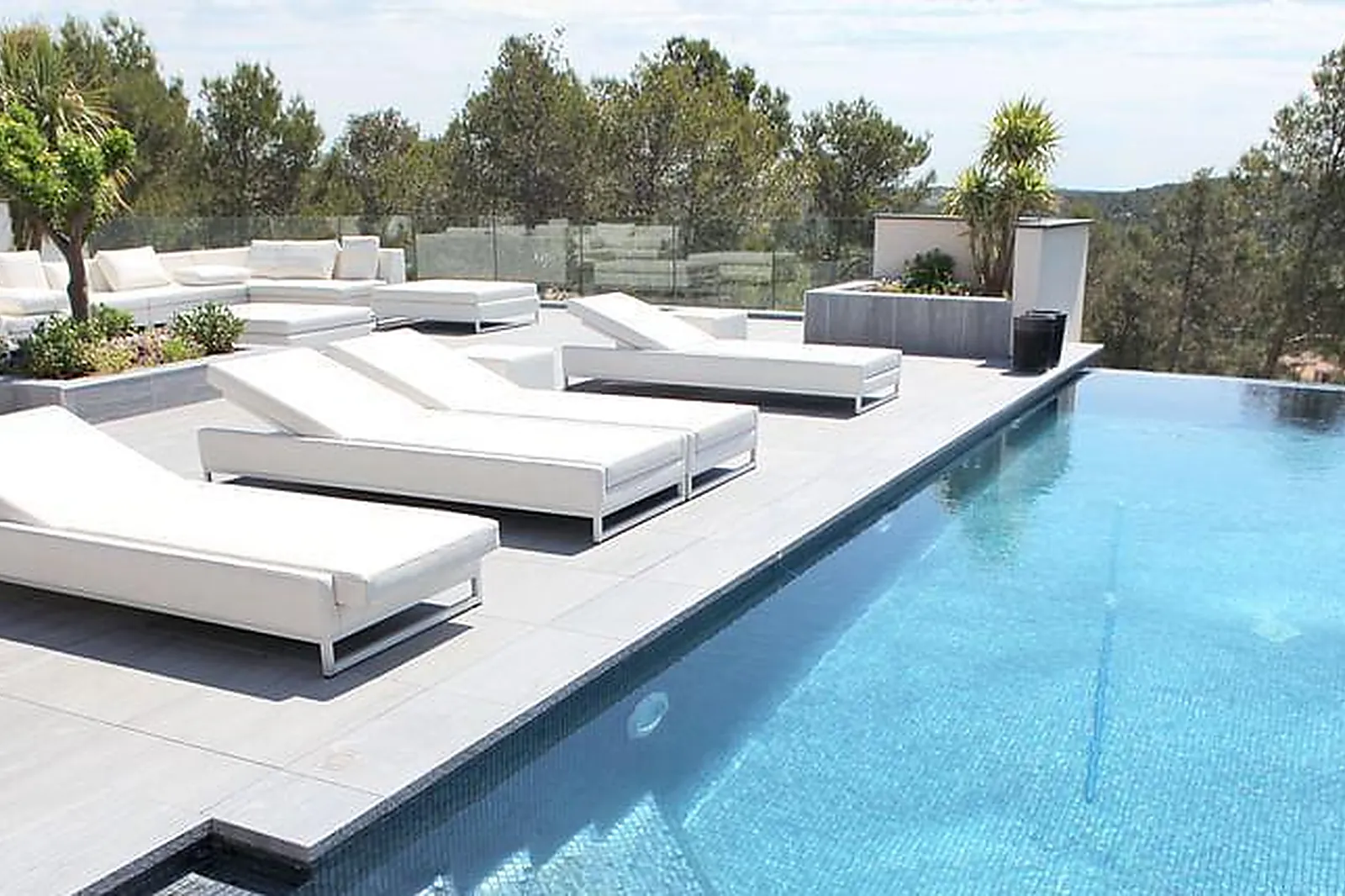 Lieux événementiels, VILLALOL - LUXUEUSE VILLA AVEC SPA