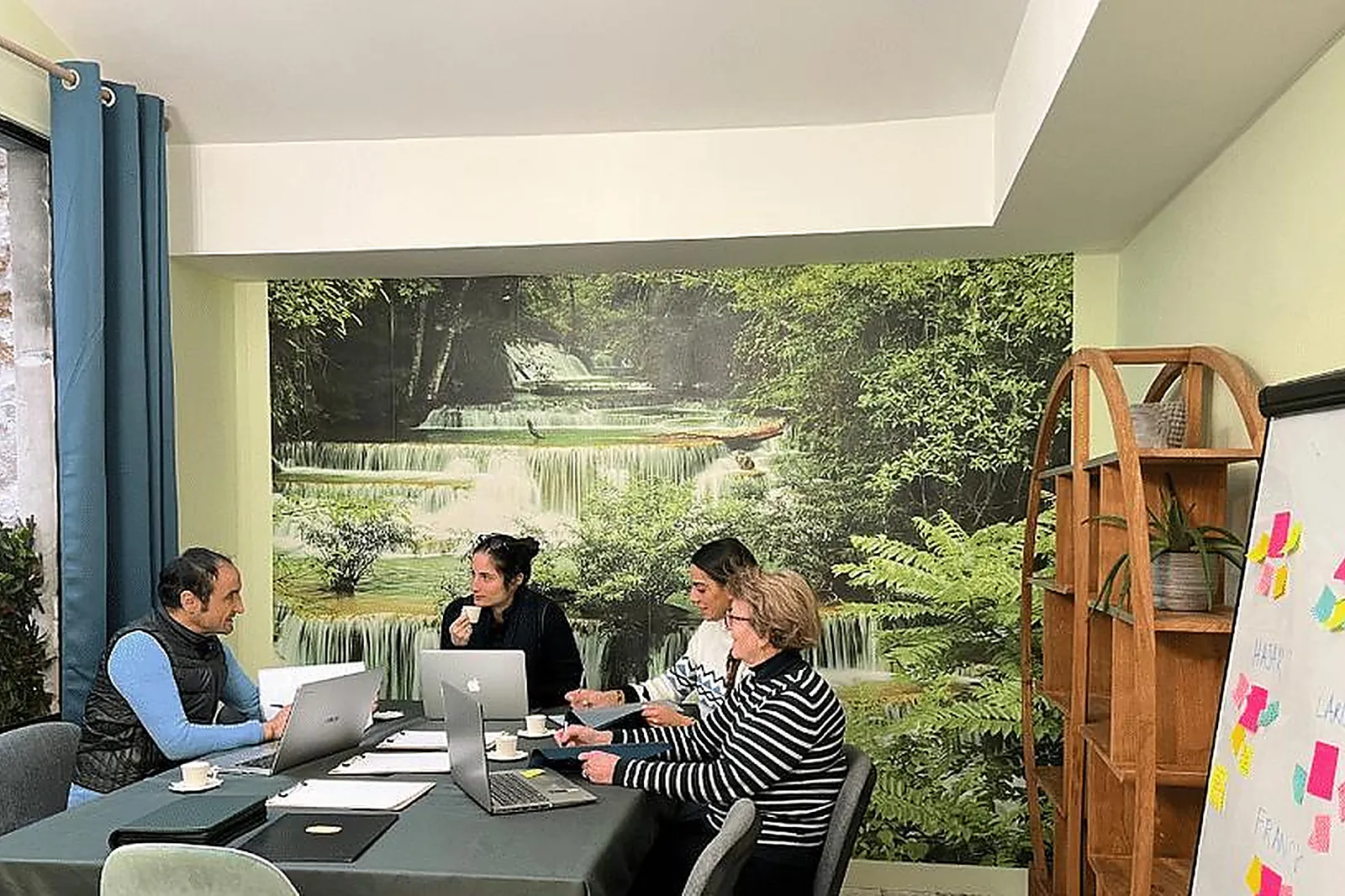 Lieux événementiels, VIVONS L'INSTANT