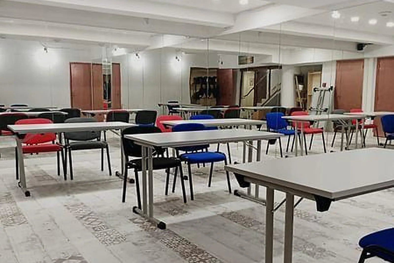 Lieux événementiels, VIVONS L'INSTANT