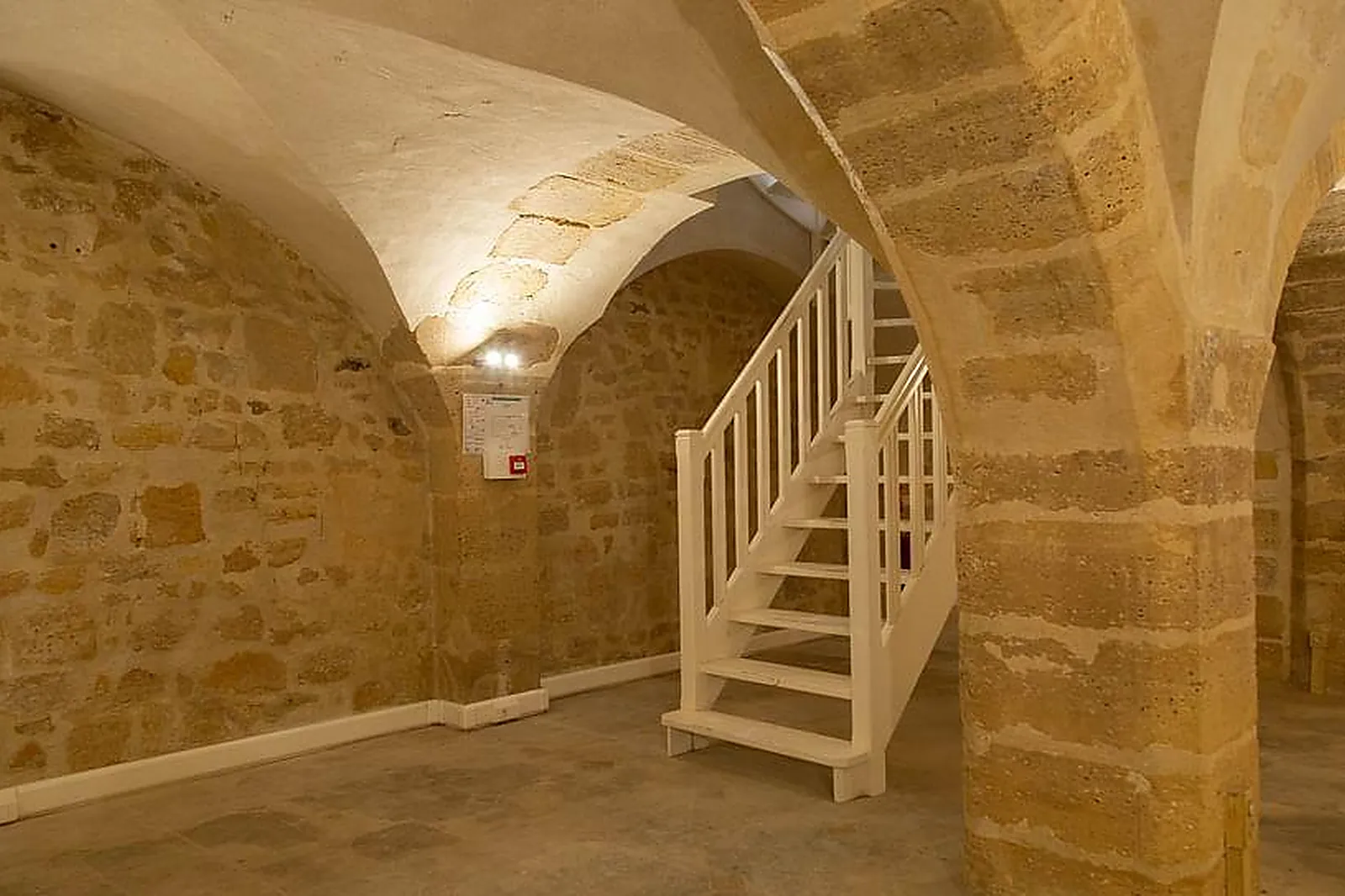 Lieux événementiels, WE ART FROM PARIS