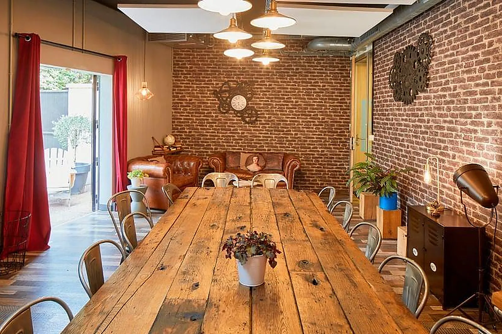 Lieux événementiels, WOJO ISSY-LES-MOULINEAUX