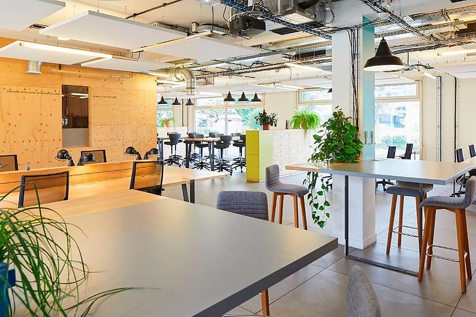 Lieux événementiels, WOJO ISSY-LES-MOULINEAUX