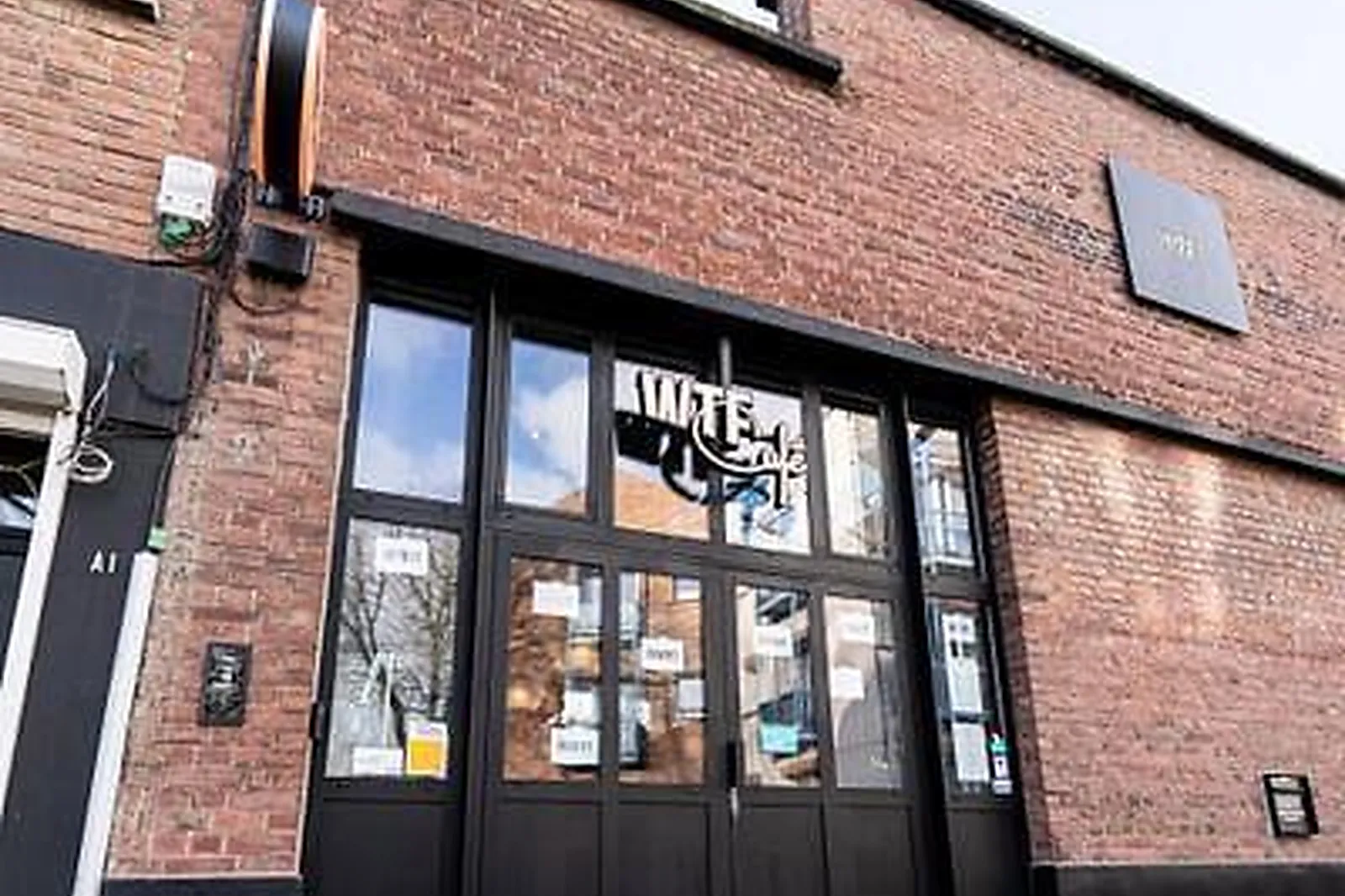 Lieux événementiels, WTF CAFÉ