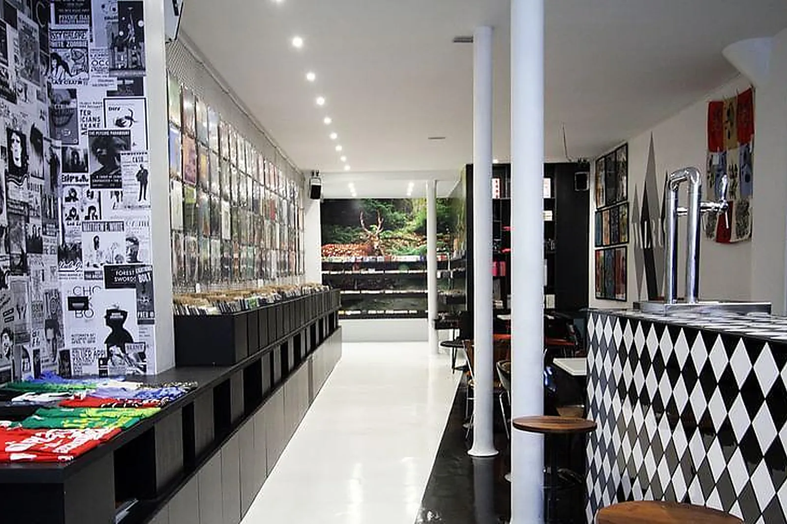 Lieux événementiels, WALRUS