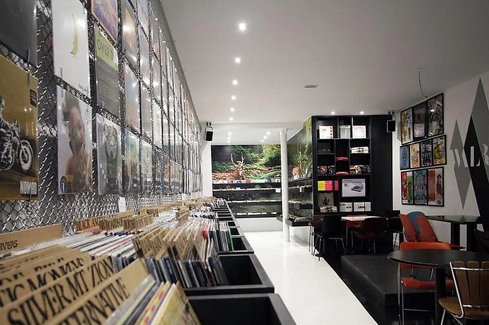 Lieux événementiels, WALRUS