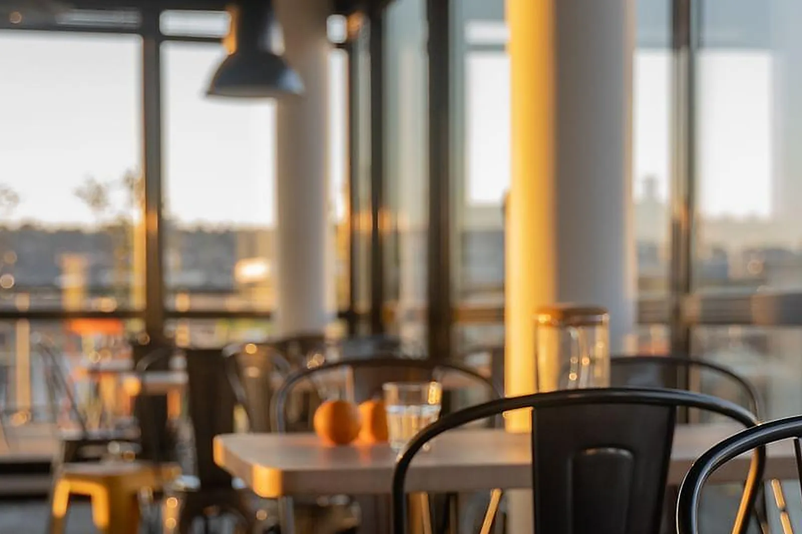 Lieux événementiels, SALLE DE RÉUNION ÉQUIPÉE GARE DE LYON