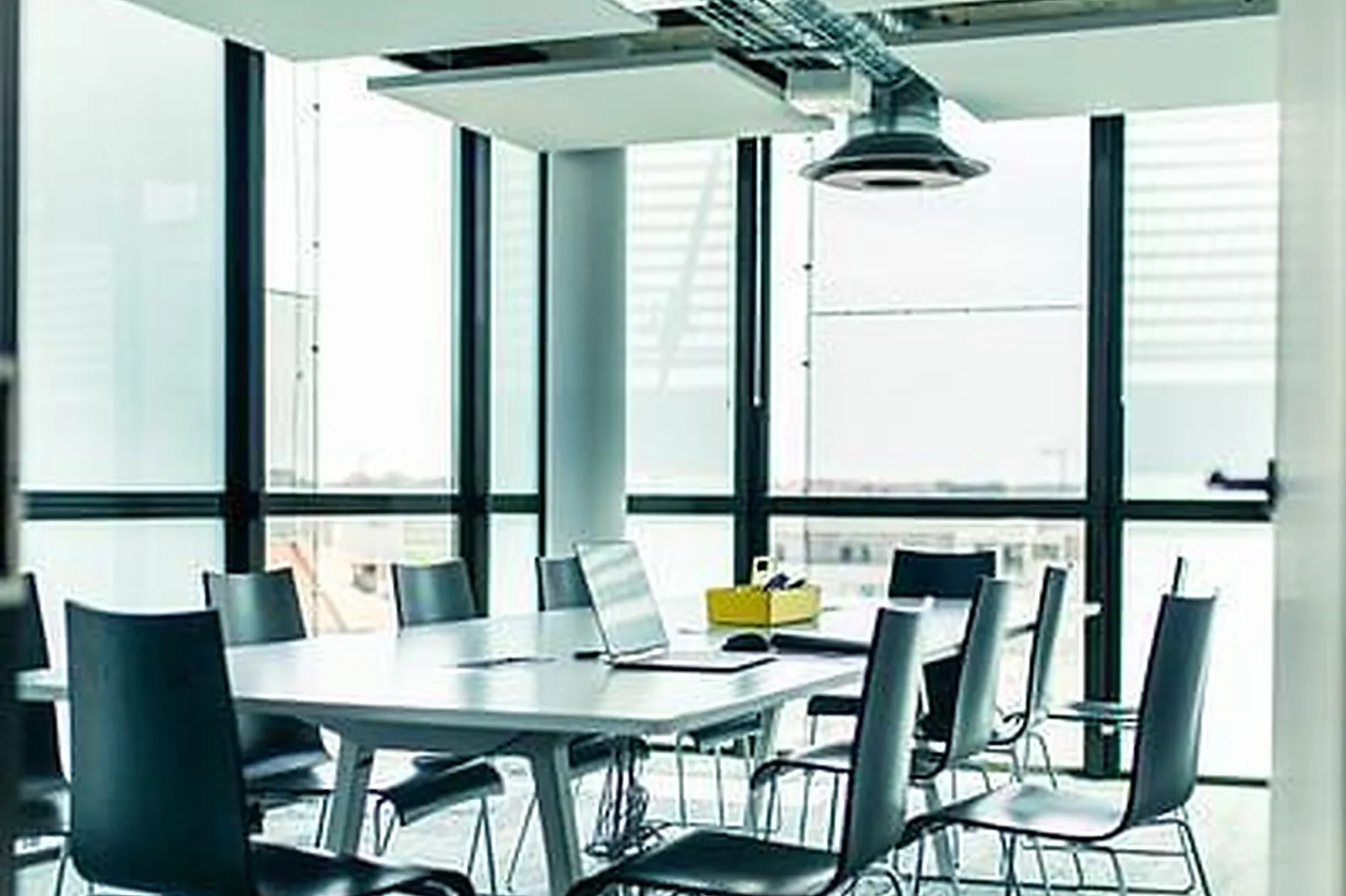 Lieux événementiels, SALLE DE RÉUNION ÉQUIPÉE GARE DE LYON