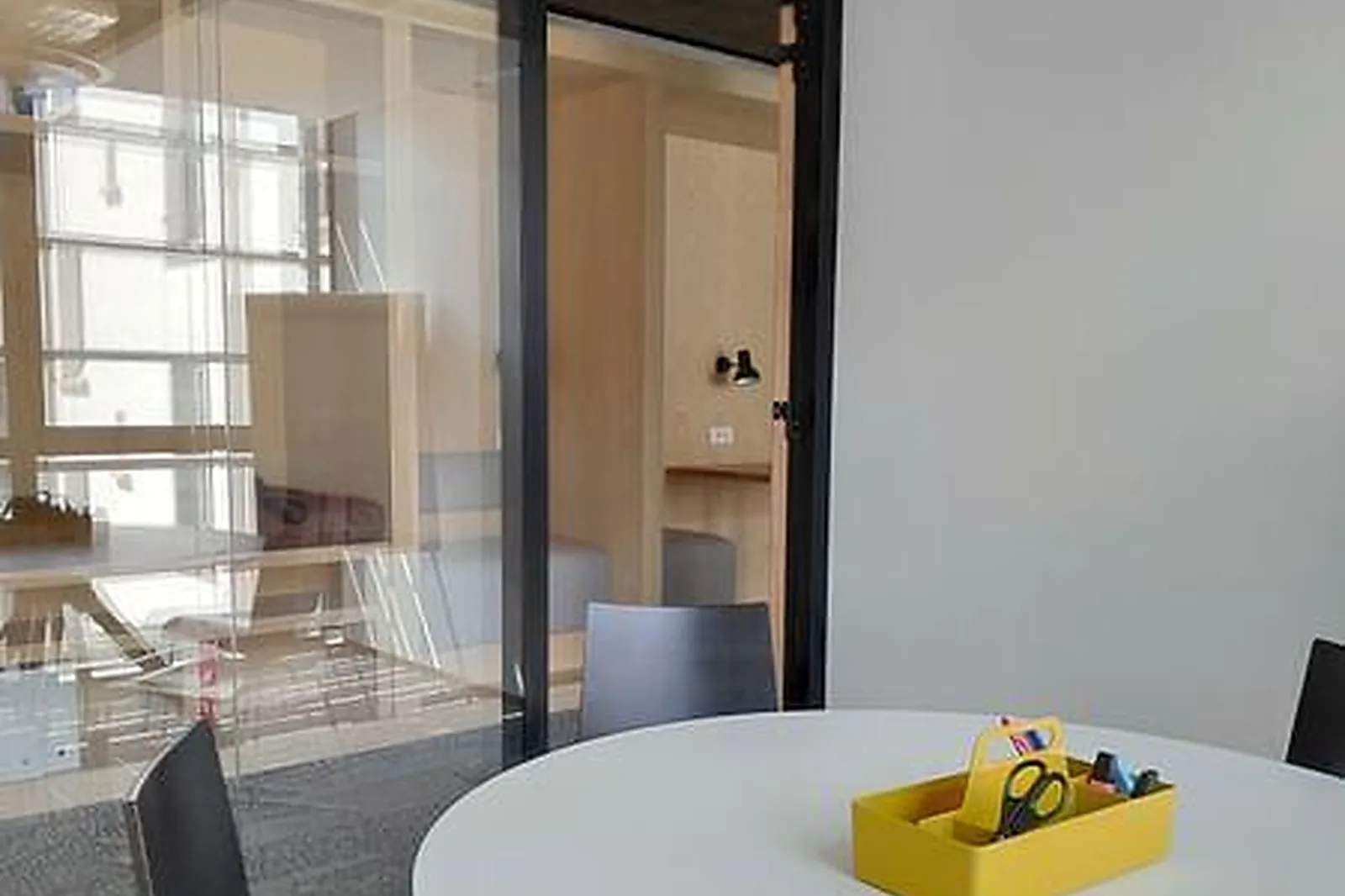 Lieux événementiels, SALLE DE RÉUNION ÉQUIPÉE GARE DE LYON