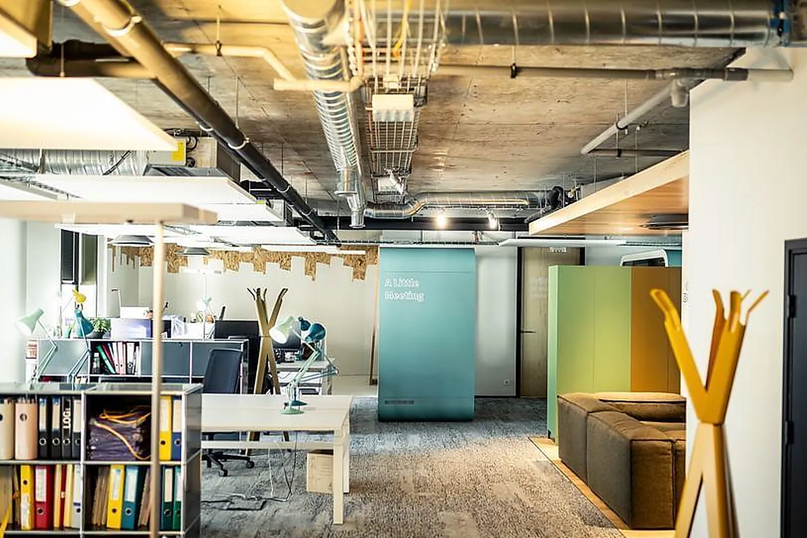 Lieux événementiels, SALLE DE RÉUNION ÉQUIPÉE GARE DE LYON