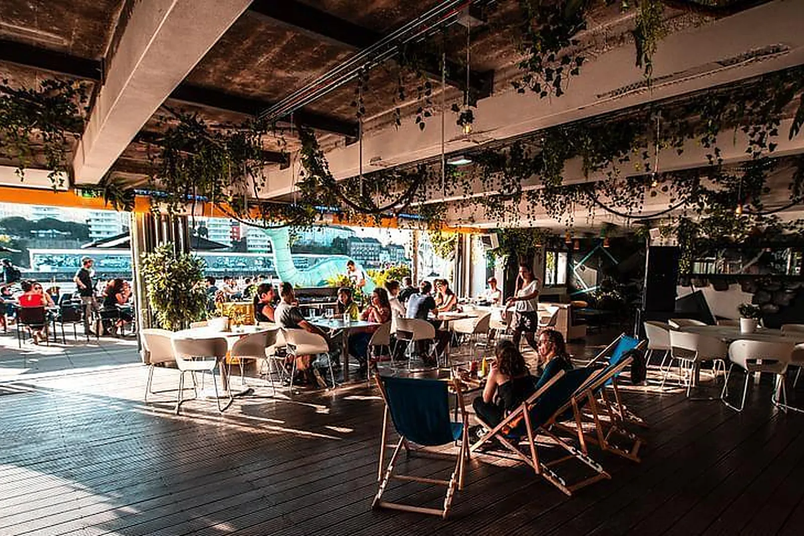 Lieux événementiels, WAREHOUSE